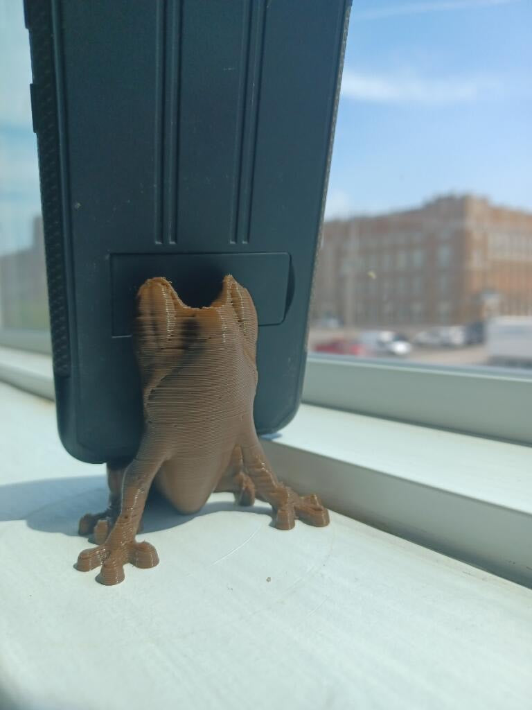 Coqui Phone stand