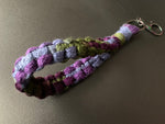 Load image into Gallery viewer, Macrame keychain
