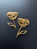 Load image into Gallery viewer, Rose earrings
