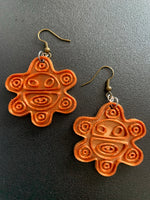 Load image into Gallery viewer, Taino sun earrings
