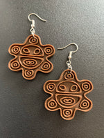 Load image into Gallery viewer, Taino sun earrings
